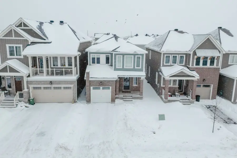 124 Hackamore CRES, Stittsville - Munster - Richmond, ON K0A 2Z0