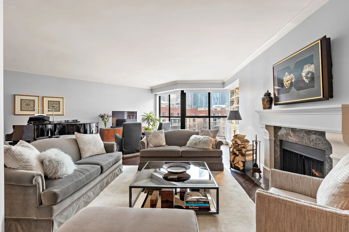 80 Front ST E #818, Toronto C08, ON M5E 1T4