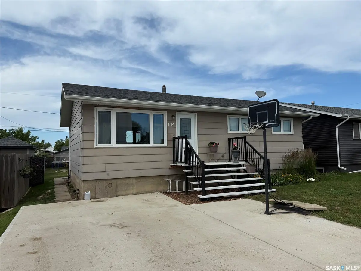 104 Railway AVENUE E, Shellbrook, SK S0J 2E0