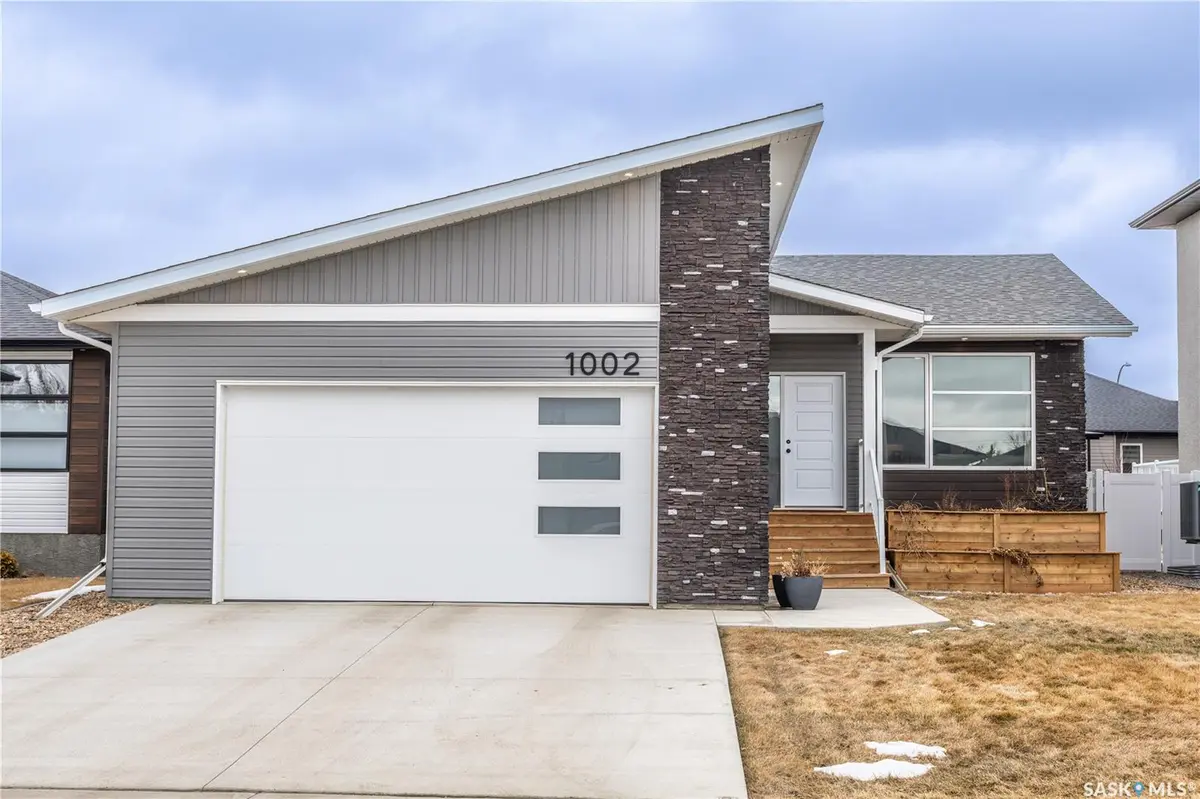 1002 Maplewood DRIVE, Moose Jaw, SK S6J 0E4