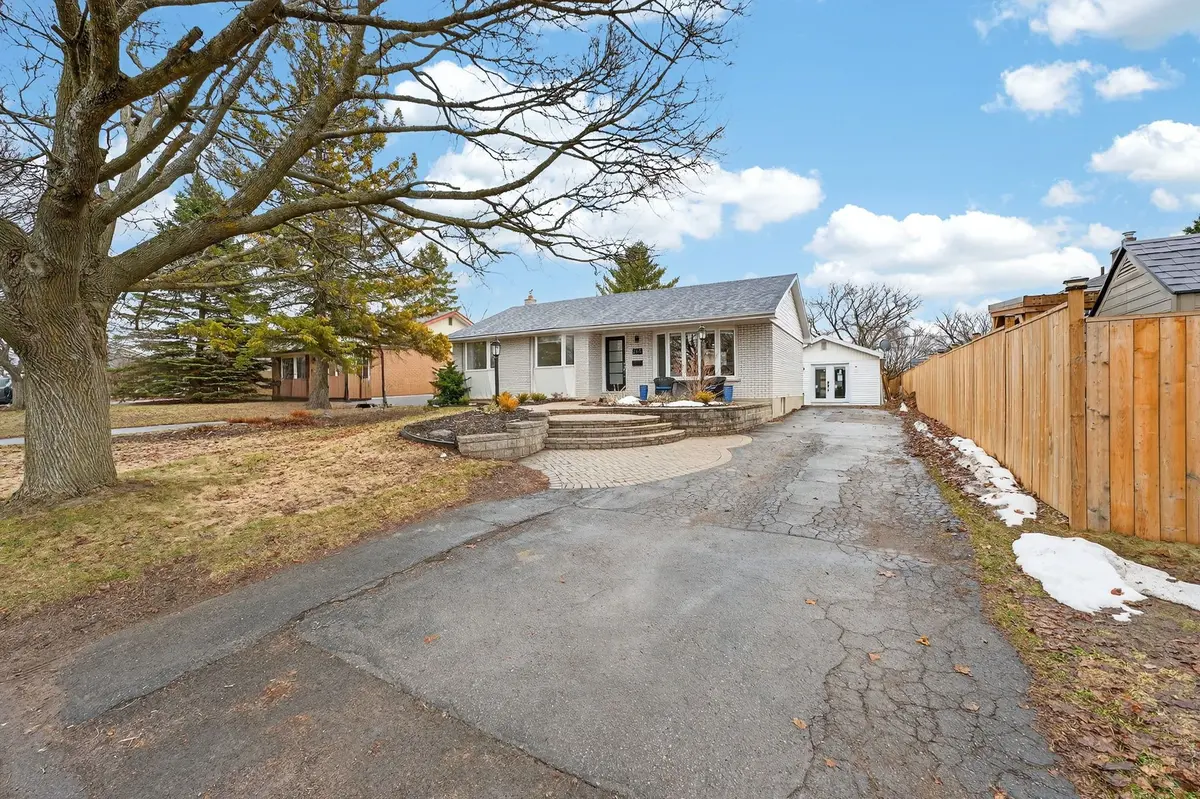 265 College ST W, Belleville, ON K8P 2H7