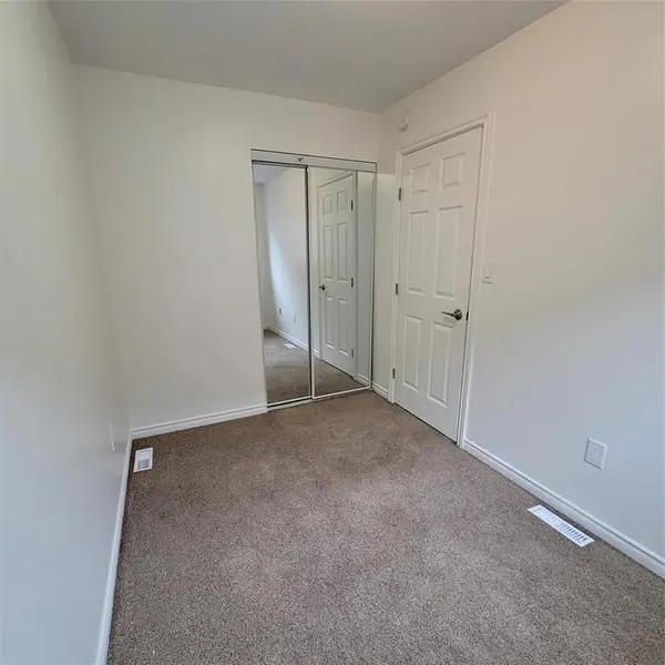 407 Sherbrook ST, Winnipeg, MB R3B 2W7