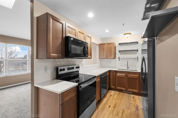 1159 Beaver RUN, Troy, MI 48083