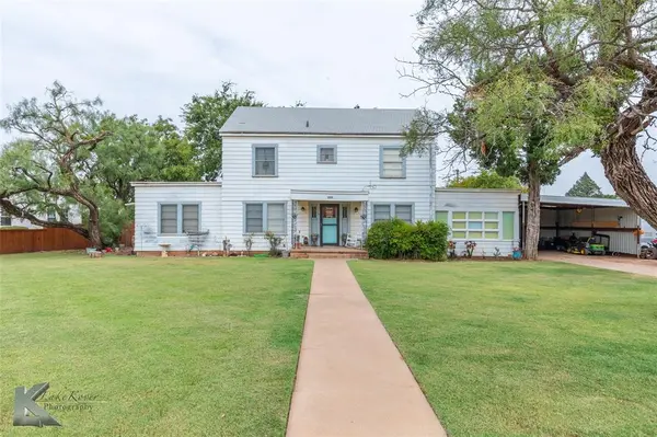 1005 E Wells Street, Stamford, TX 79553