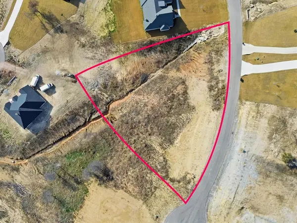 826 Wind River Pass, Azle, TX 76020