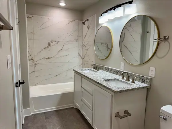 15455 Anna Lane, Lindale, TX 75771