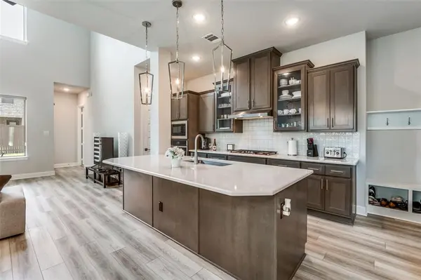 6329 Camey Place Way, The Colony, TX 75056