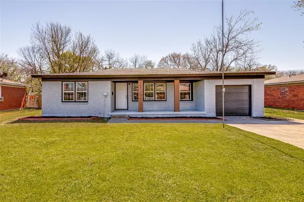 1706 E Garnett Street, Gainesville, TX 76240