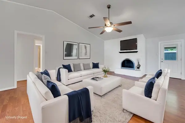 1022 Byron Lane, Arlington, TX 76012