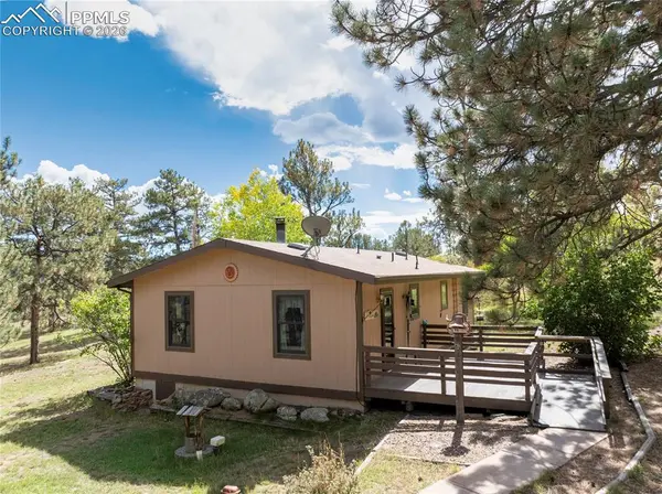 1828 Sioux RD, Florissant, CO 80816