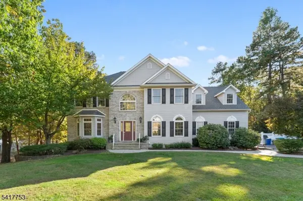 25 Leone Blvd, Jackson Twp., NJ 08527