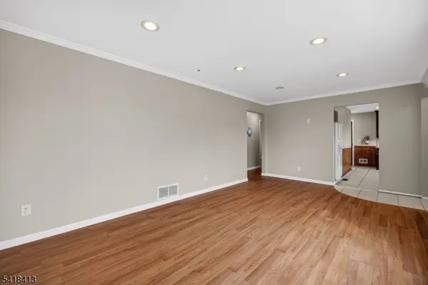 340 Old Post Rd, Edison Twp., NJ 08817