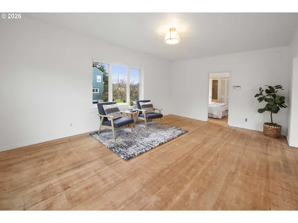 886 FLORENCE AVE, Astoria, OR 97103