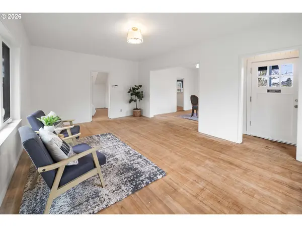 886 FLORENCE AVE, Astoria, OR 97103