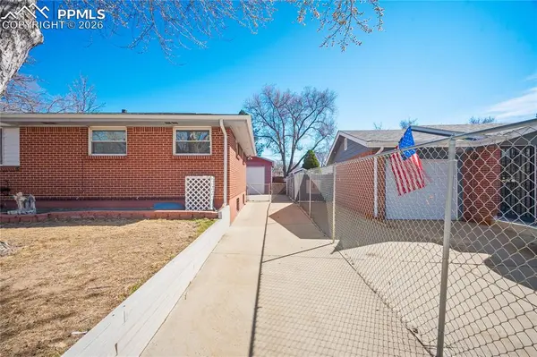 35 S Roosevelt ST, Colorado Springs, CO 80910