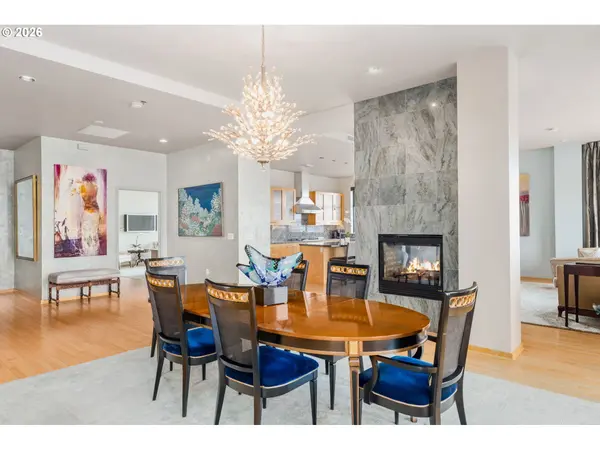 333 NW 9TH AVE #1405, Portland, OR 97209