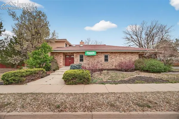 4180 S Monaco Pkwy, Denver, CO 80237