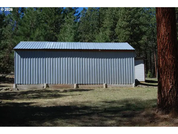 39988 RHODY RD, Baker City, OR 97814