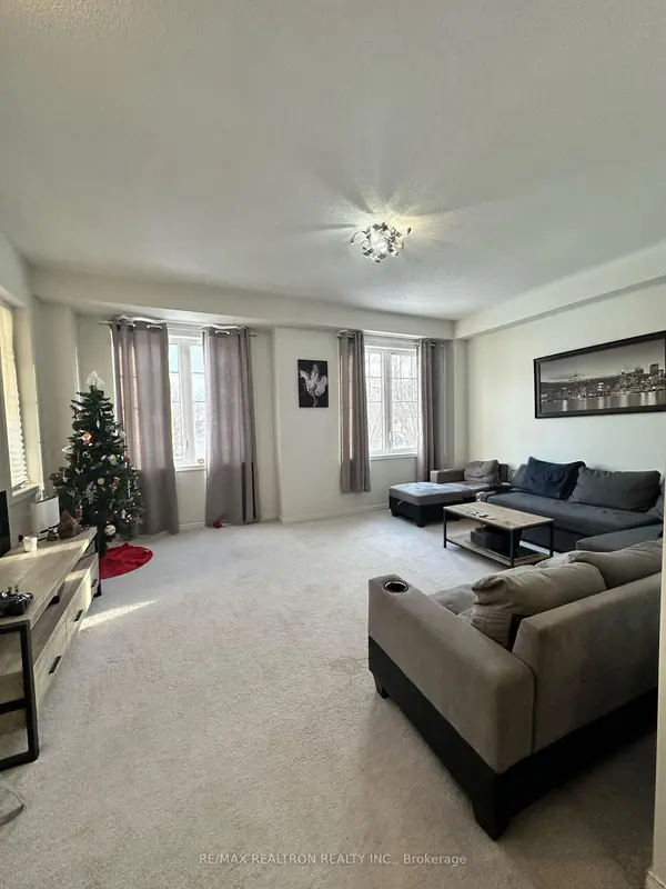 835 Atwater PATH, Oshawa, ON L1J 0E8