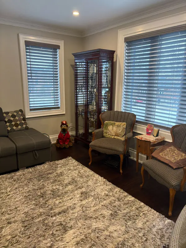 533 Danforth RD #Upper, Toronto E04, ON M1K 1C9