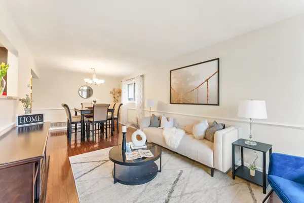 276 Limerick ST, Oshawa, ON L1J 6K9