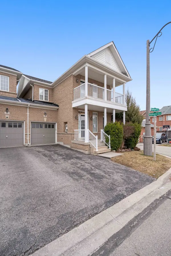 31 Radmore PL, Markham, ON L6B 0G7