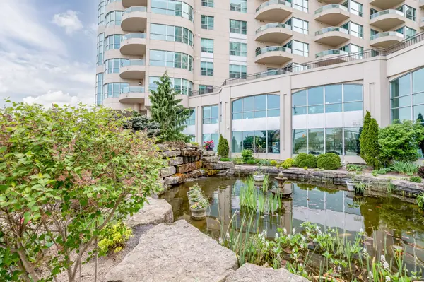 2 Toronto ST #1205, Barrie, ON L4N 9R2