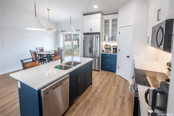 1002 Maplewood DRIVE, Moose Jaw, SK S6J 0E4