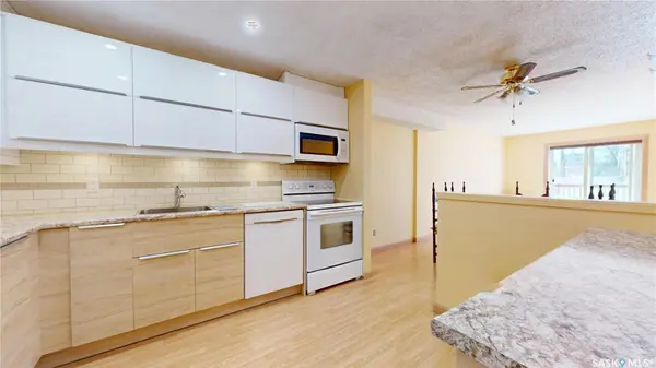 2727 VICTORIA AVENUE #107, Regina, SK S4T 1K4