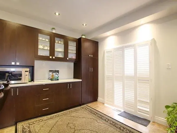 9 Maddybeth CRES, Brampton, ON L6Y 5R7