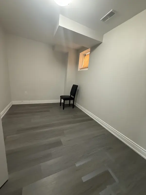 40 Eberly Woods DR #2, Caledon, ON L7C 4J2