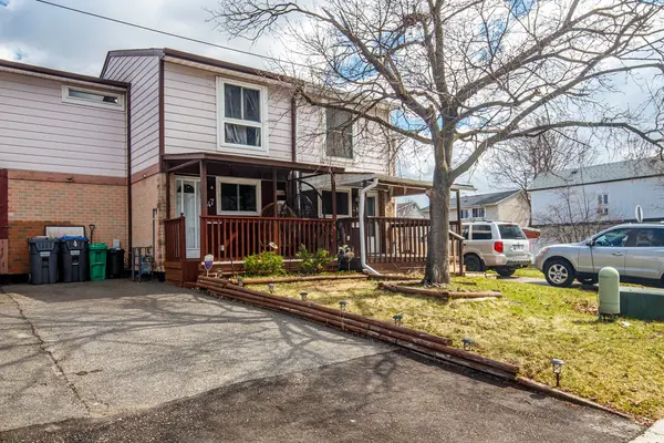 47 Hindquarter CT, Brampton, ON L6S 2C4