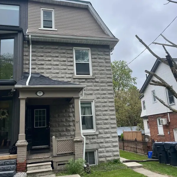 57 Humberside AVE, Toronto W02, ON M6P 1J6