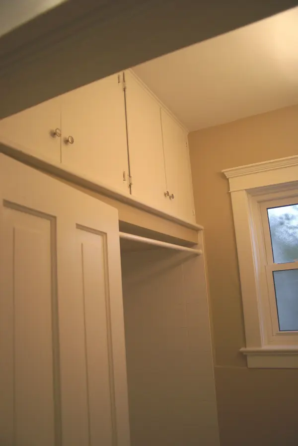 57 Humberside AVE, Toronto W02, ON M6P 1J6