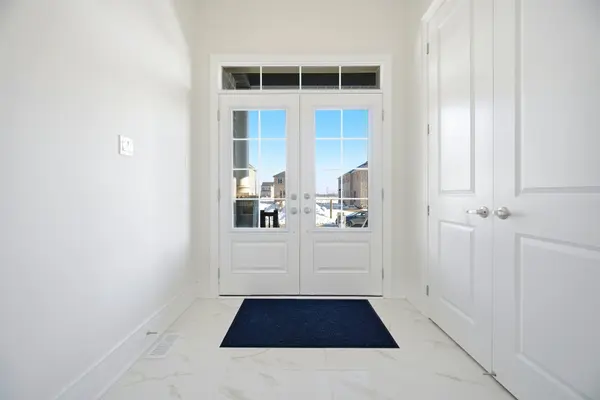 32 Addison ST, Caledon, ON L7C 4N2