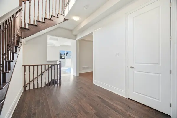 32 Addison ST, Caledon, ON L7C 4N2