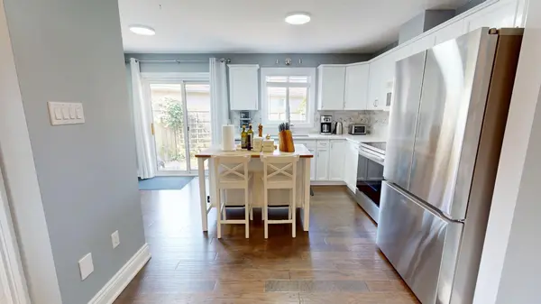 62 Golden Acres DR, West Lincoln, ON L0R 2A0