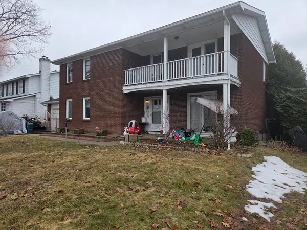 46 BEAUMARIS DR, Qualicum - Bruce Farm - Greenbelt And Area, ON K2H 7K3