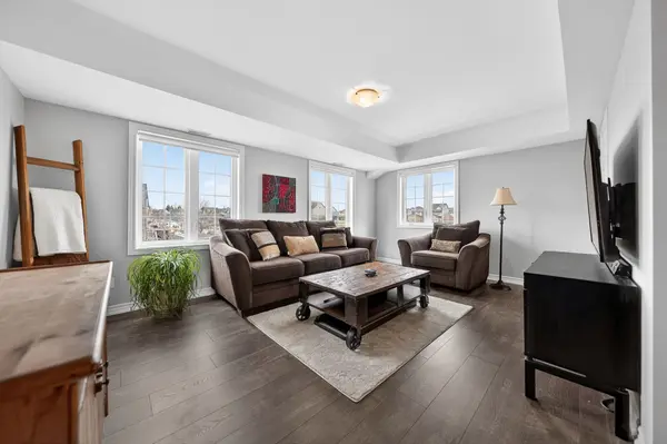 85 Mullin DR #1B, Guelph, ON N1E 0R4