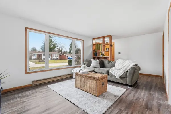 284 MANOR RD, North Huron, ON N0G 2W0