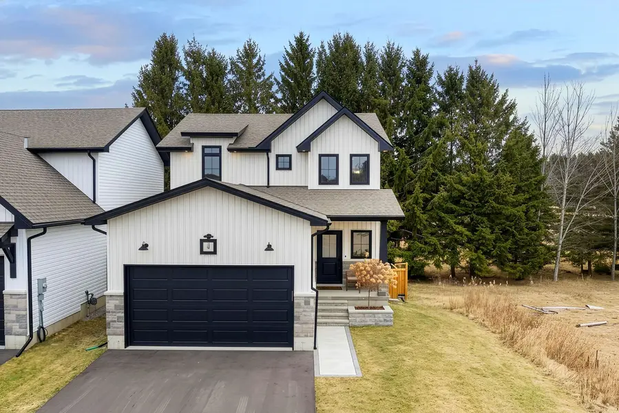 4 Mackenzie John CRES, Brighton, ON K0K 1H0