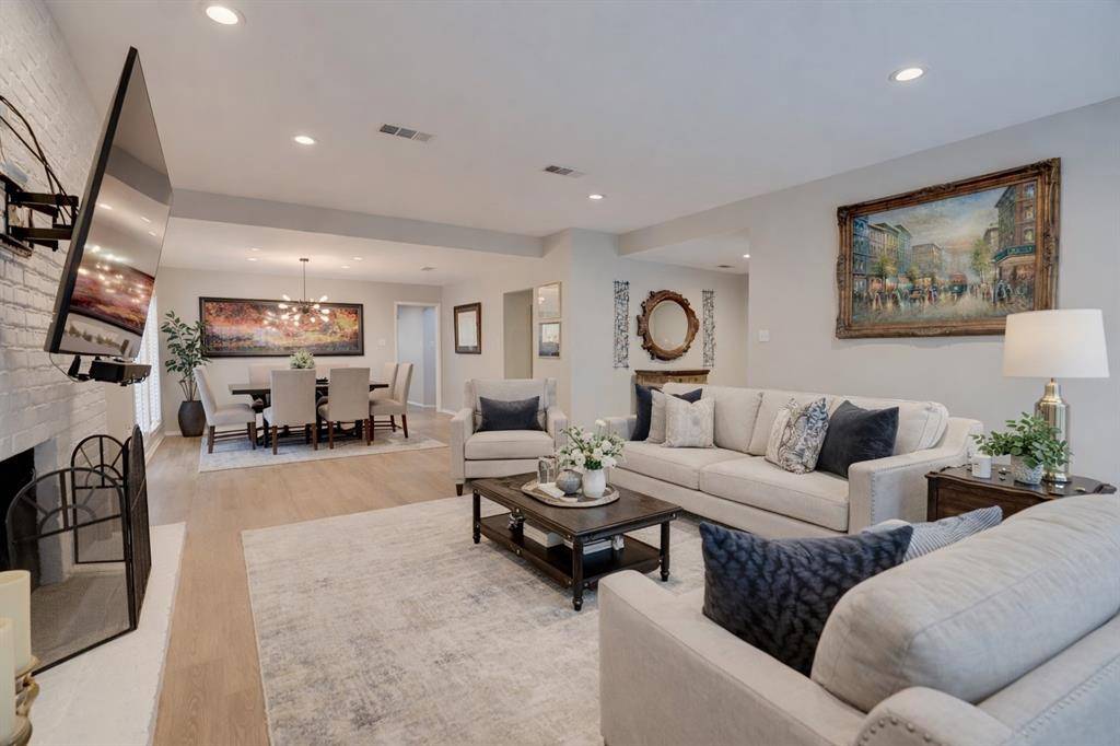 54 Legend Road, Benbrook, TX 76132