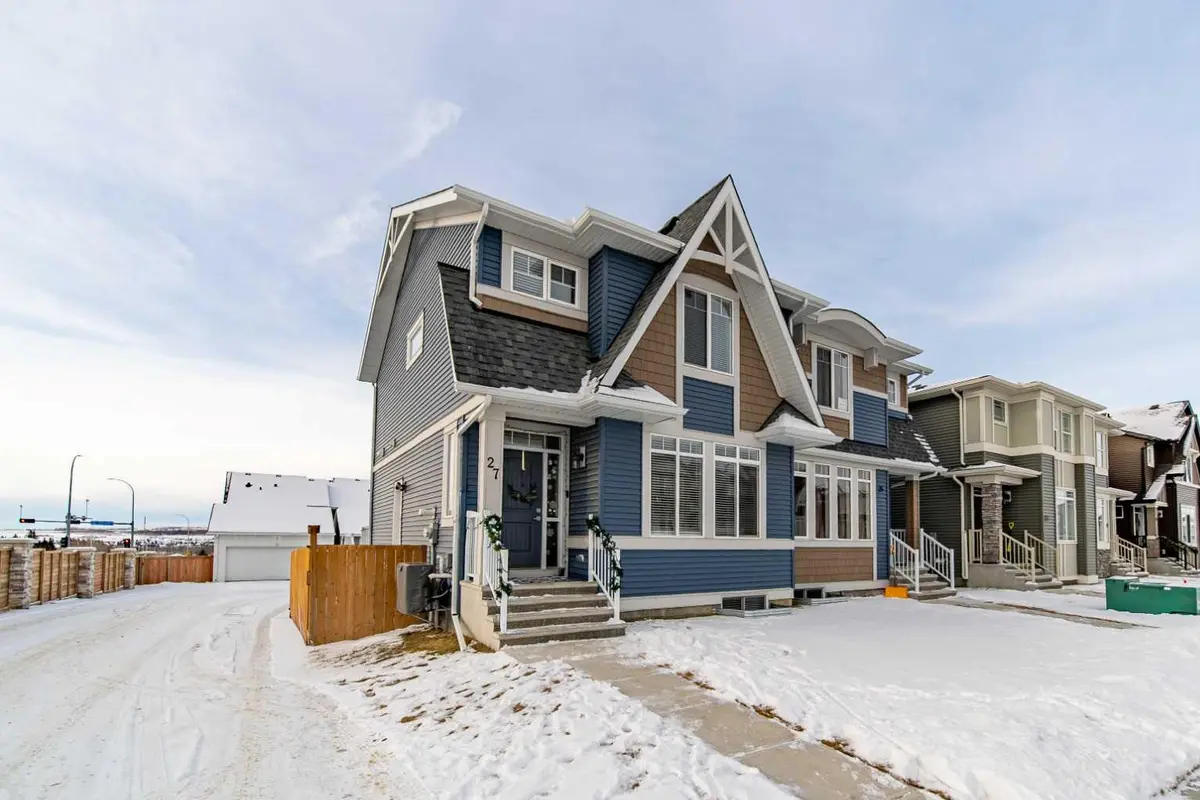 27 Iris CRES, Okotoks, AB T1S 5V5