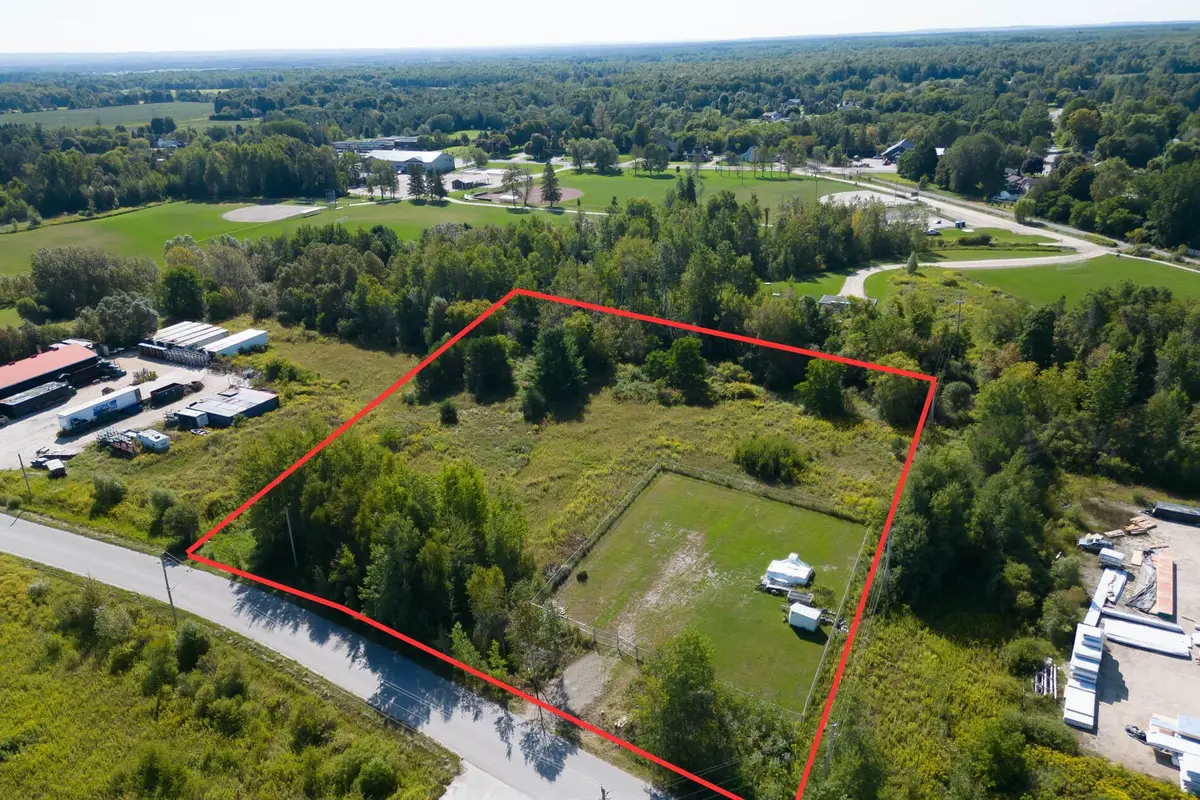 5 Greengage RD, Clearview, ON L0M 1N1