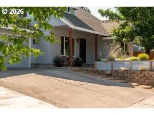 804 NE PROVIDENCE DR, Bend, OR 97701