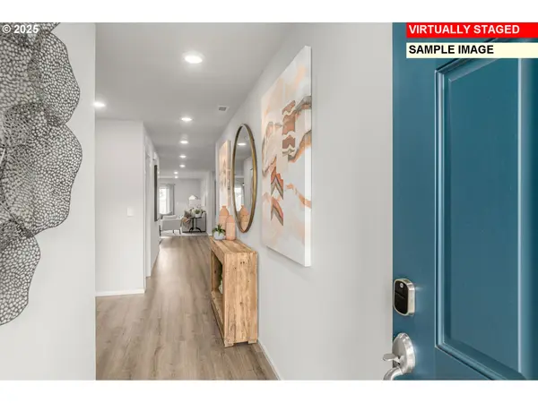 1074 Clemson ST, Woodburn, OR 97071