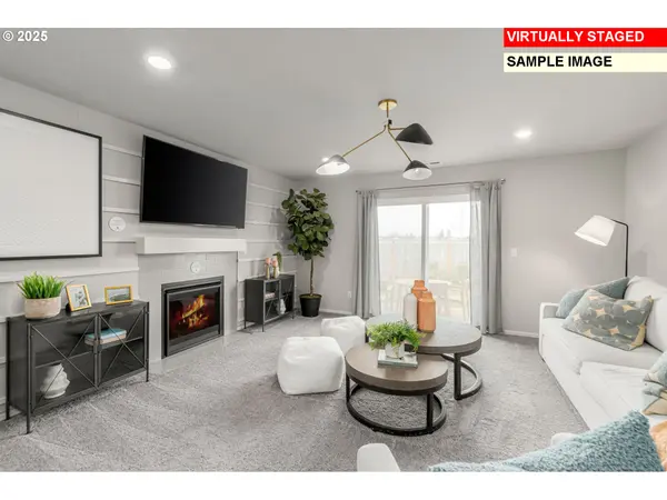 1074 Clemson ST, Woodburn, OR 97071