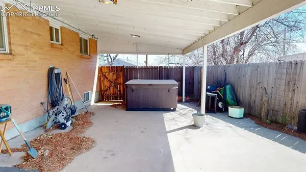 6869 Galapago CT, Denver, CO 80221