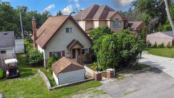 6903 Dandison BLVD, West Bloomfield Charter Township, MI 48324