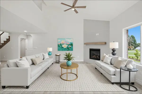 3202 Roma CT, Wixom, MI 48393